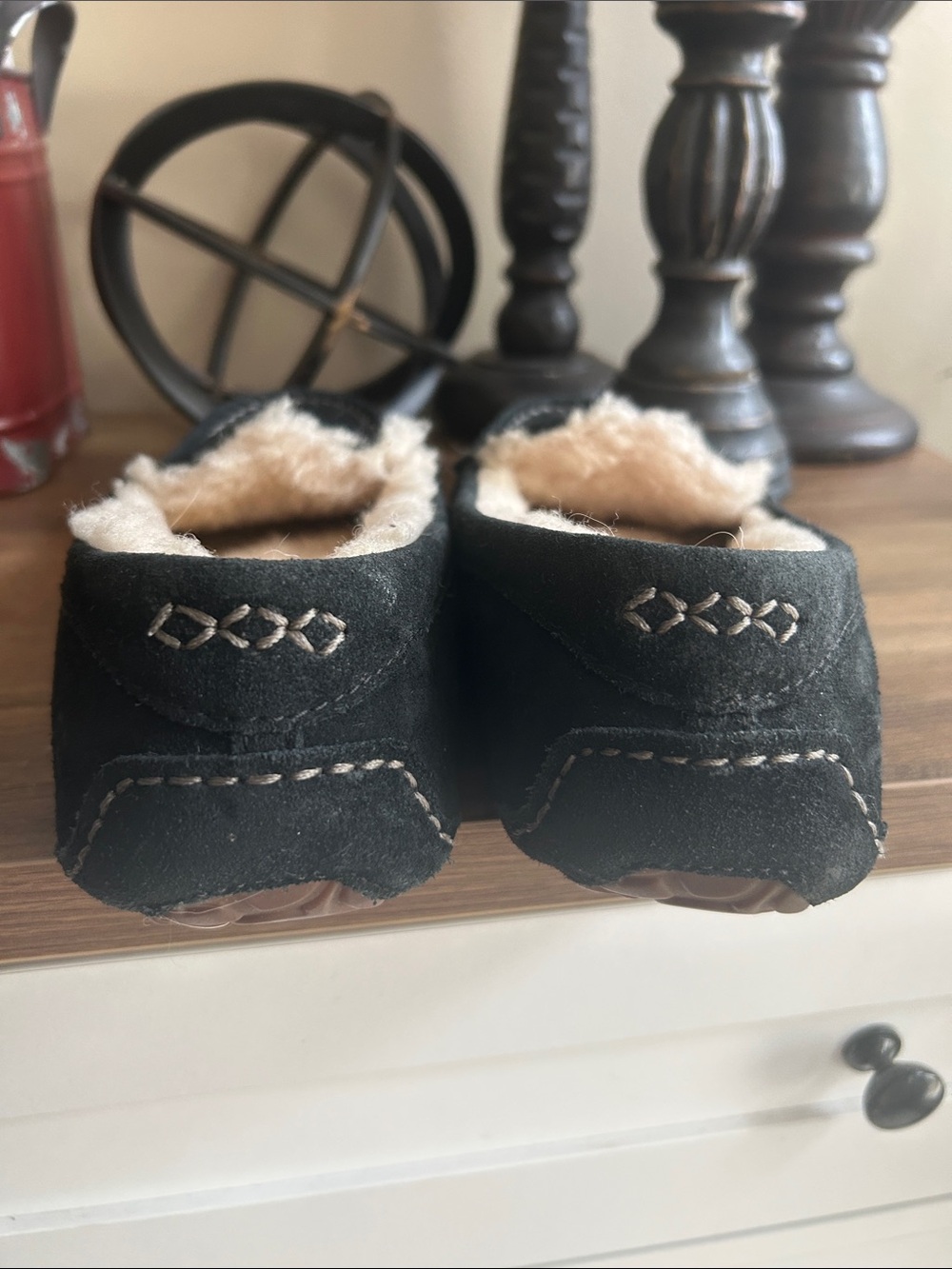 UGG Ansley Black Suede Shearling-Lined Moccasins 8 - Picture 4 of 6